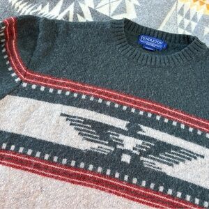 Pendleton Men's Gray and Red Patterned Crewneck Sweater